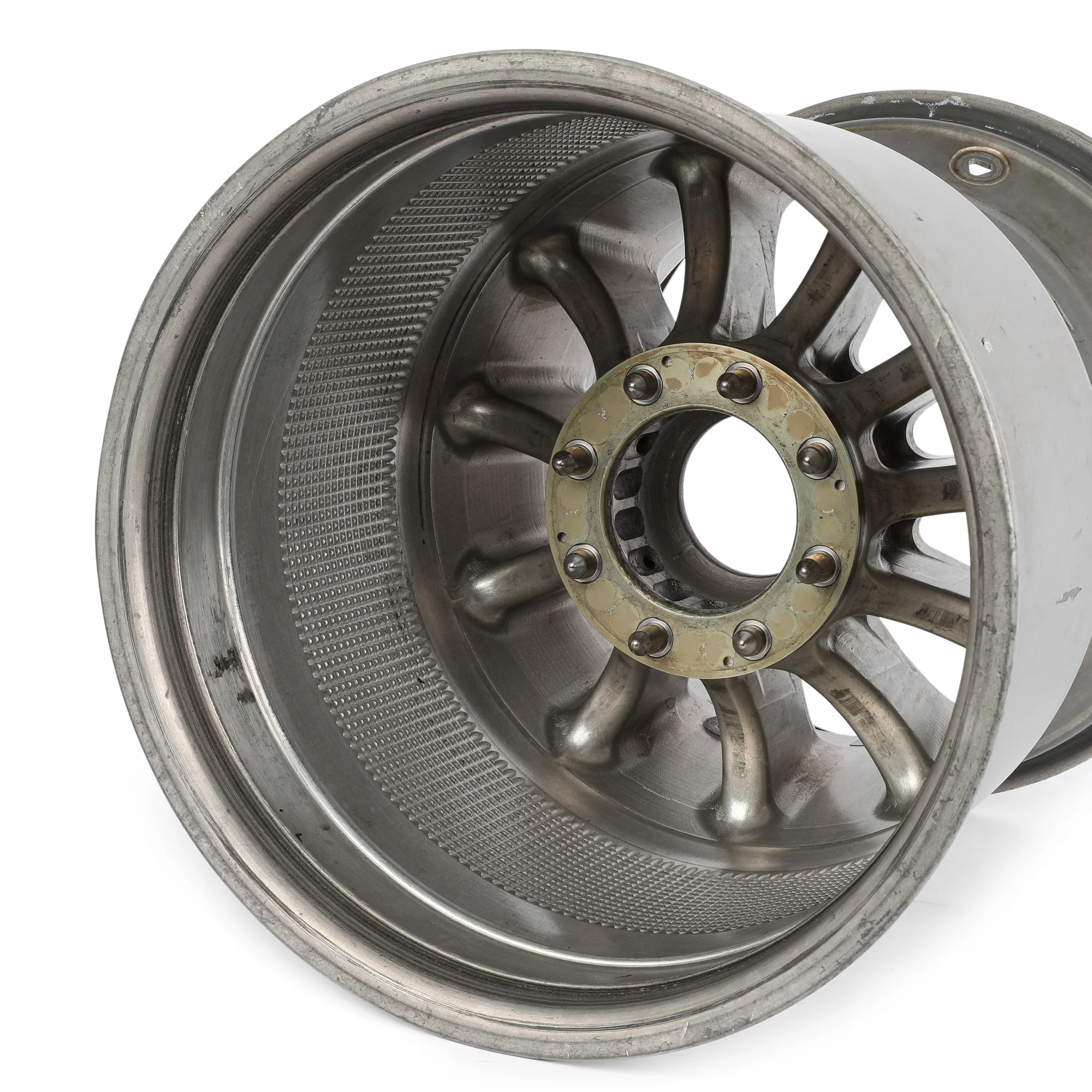 Mercedes-AMG PETRONAS F1® Team 2018 Season Used Rear Wheel Rim Table - Image 3