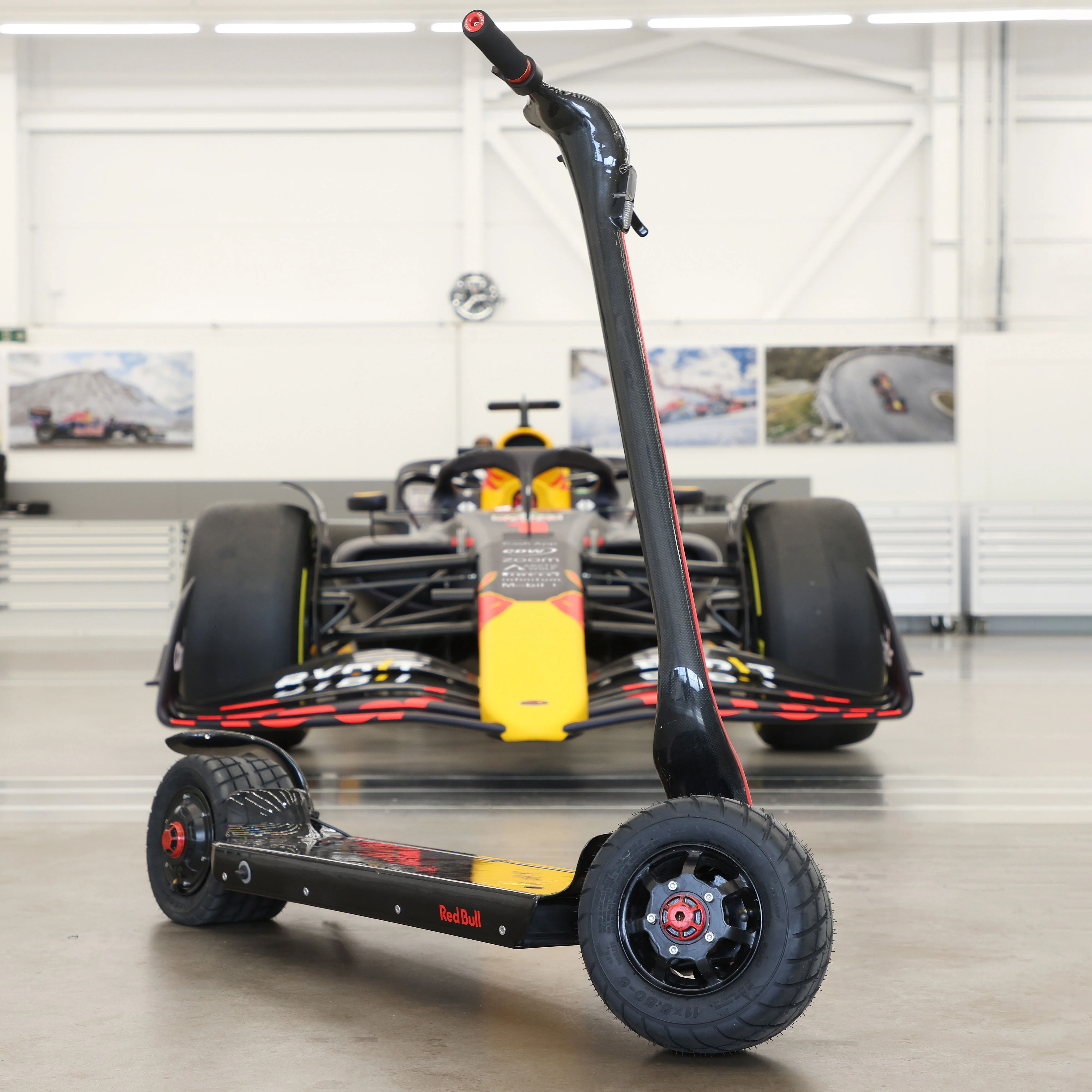 RBS#01 Red Bull eScooter | Carbon Edition - Image 3