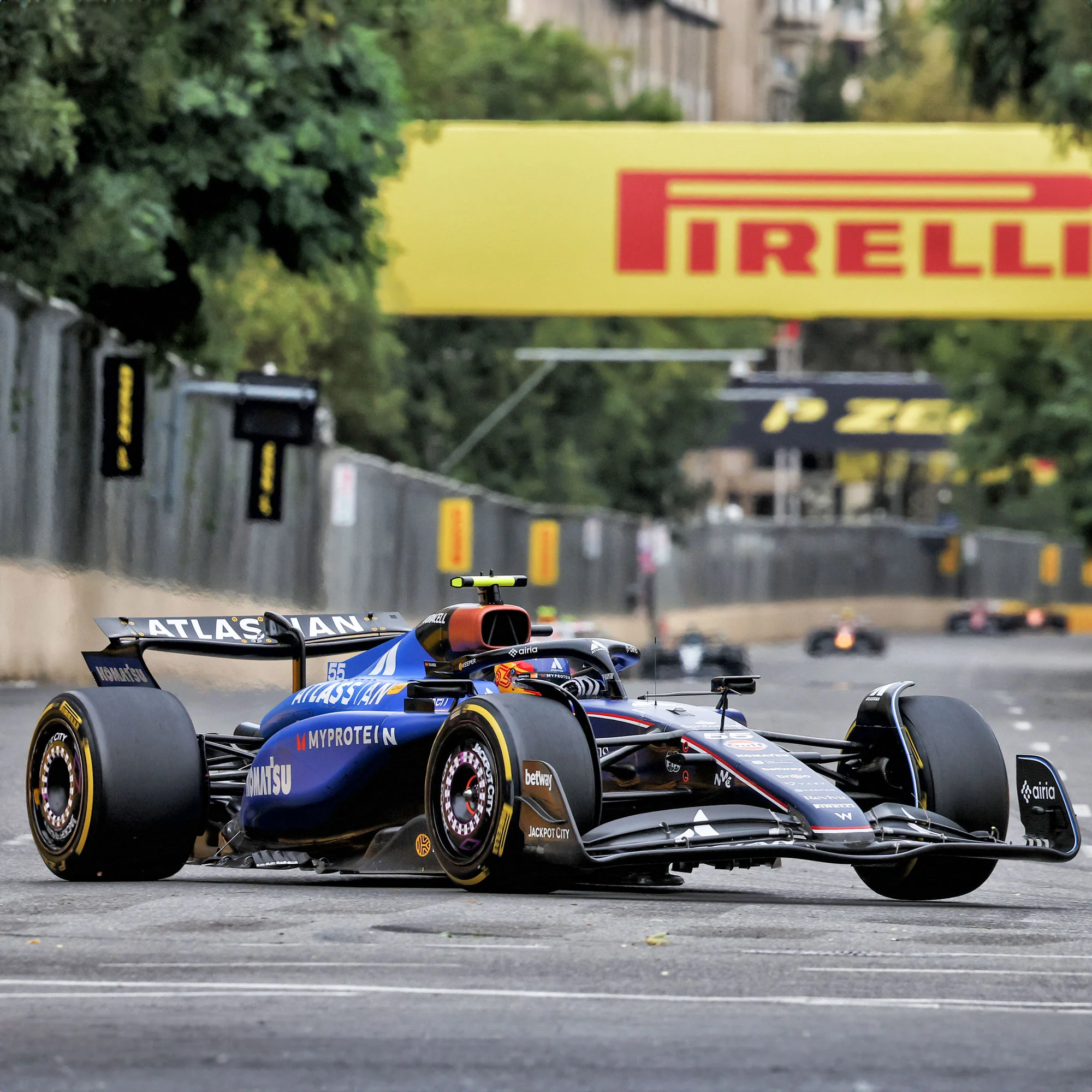 Season Launch LOT 010 - Carlos Sainz 2025 Williams FW47 Show Car - Azerbaijan GP - Image 4
