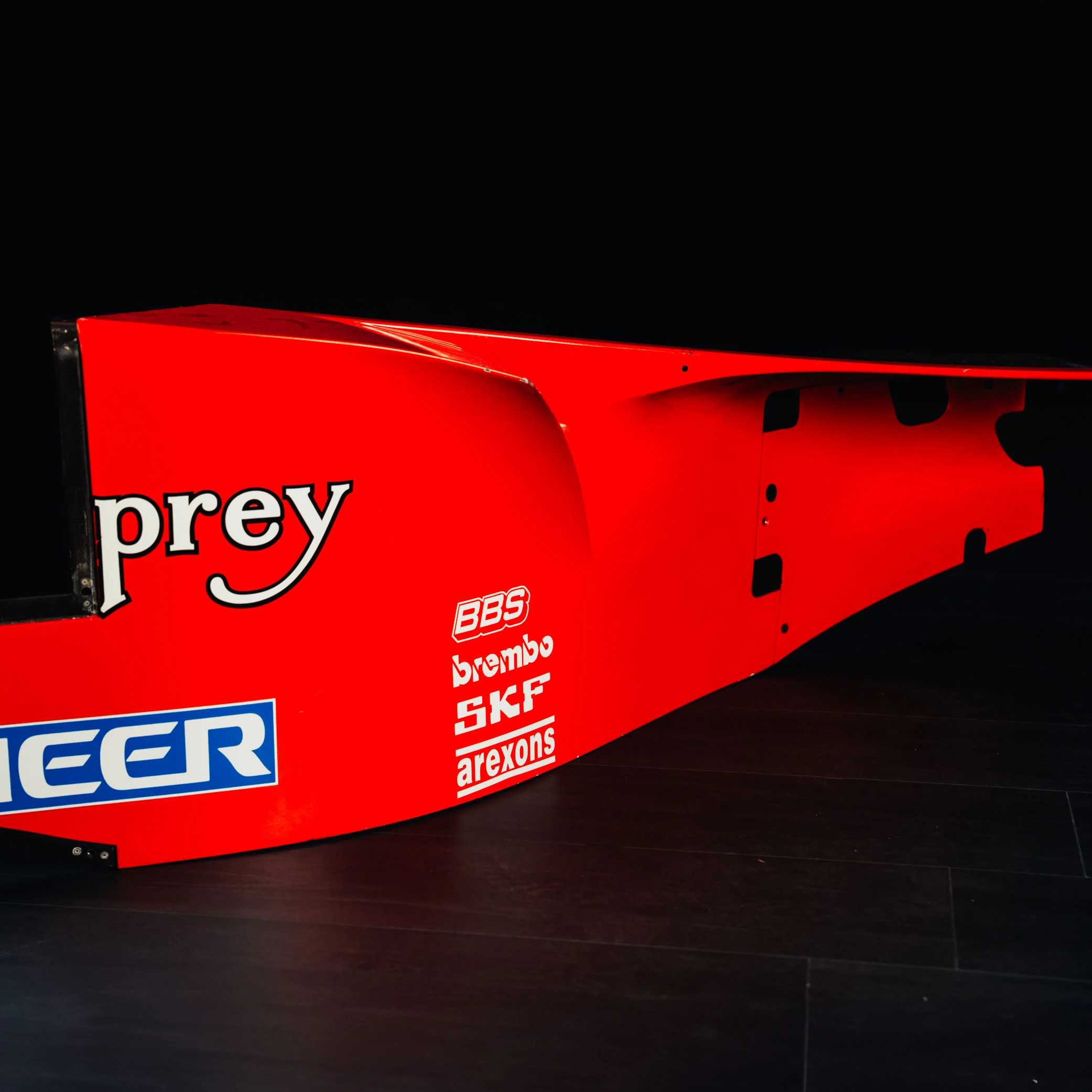 Season Launch LOT 026 – 1997 Ferrari F310B Sidepods & Barge Boards - Image 8