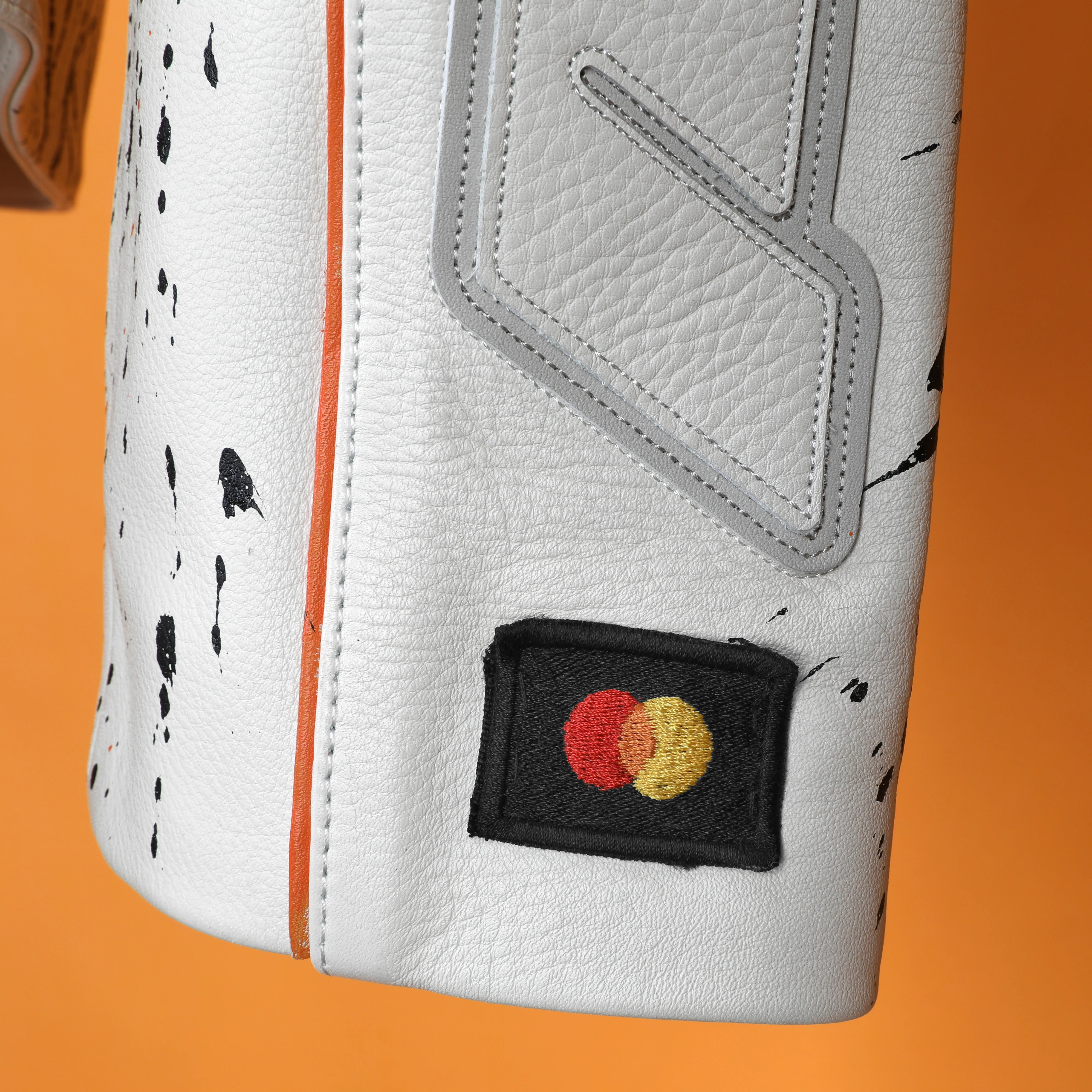 Season Launch LOT 002 - Lando Norris 2025 Reiss Jacket – Signed Mclaren x Mastercard - Image 4