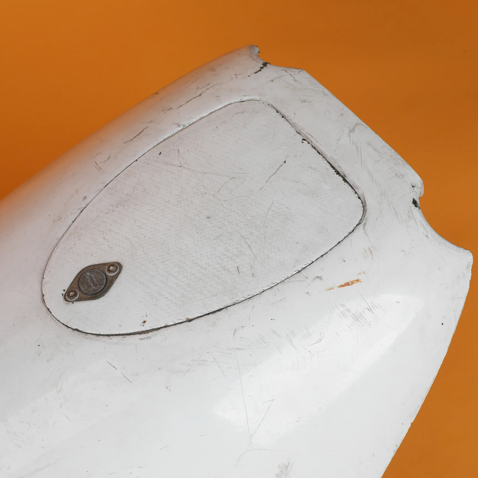 Season Launch LOT 061 - Niki Lauda 1982 McLaren MP4/1 Race Used Engine Cover - Image 9