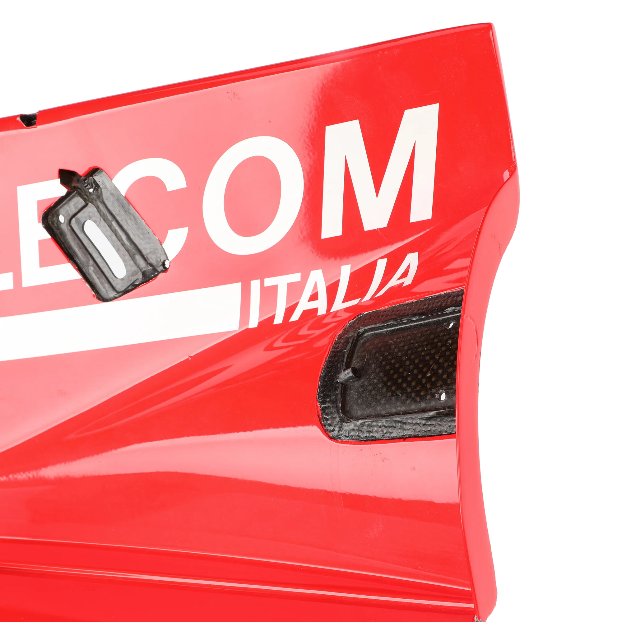 Season Launch LOT 032 - Michael Schumacher 1998 Ferrari F300 Front Wing Left Hand Endplate - Signed - Image 7